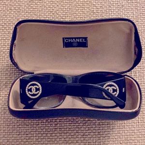 CHANEL sunglasses in original case